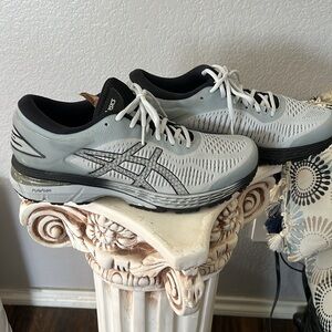 Asics Gel Kayano 25 Women's Size 11 Shoes Gray Black Athletic Sneakers